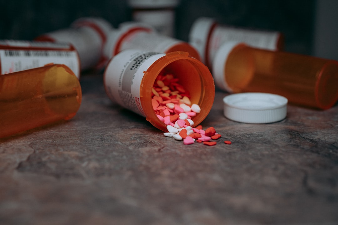 découvrez les bienfaits de l'homéopathie, une médecine douce qui utilise des remèdes naturels pour stimuler votre équilibre et votre bien-être au quotidien.