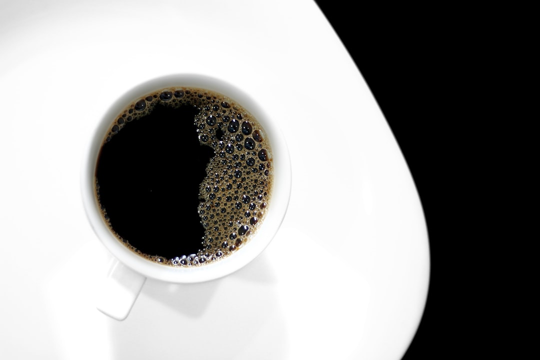 découvrez notre sélection de boissons matinales pour bien commencer la journée : cafés, thés, jus frais et plus encore.