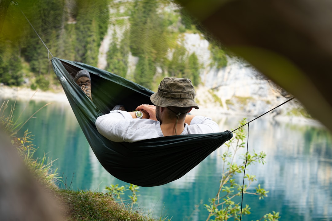 découvrez les bienfaits des siestes en plein air pour améliorer votre énergie, votre concentration et votre bien-être général.
